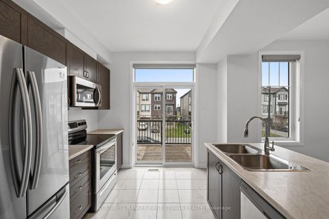 Photo 3 at 511 Clemency Crescent, Nepean (Heritage Park), Ottawa