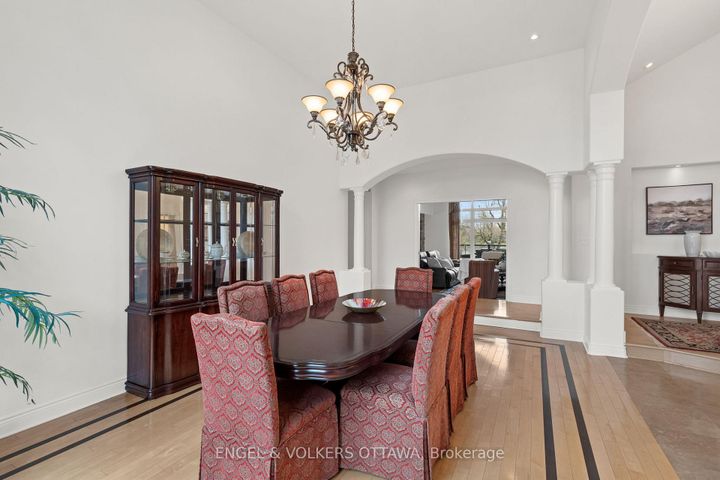 Photo 7 at 25 Winding Way, Nepean (Barrhaven East), Ottawa