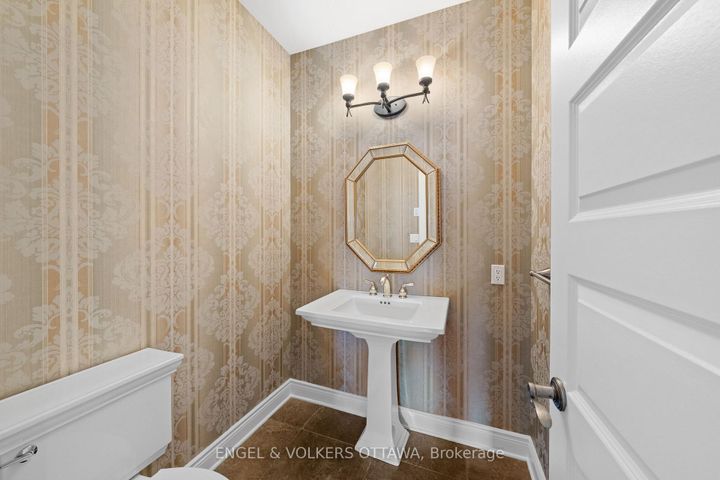 Photo 13 at 25 Winding Way, Nepean (Barrhaven East), Ottawa