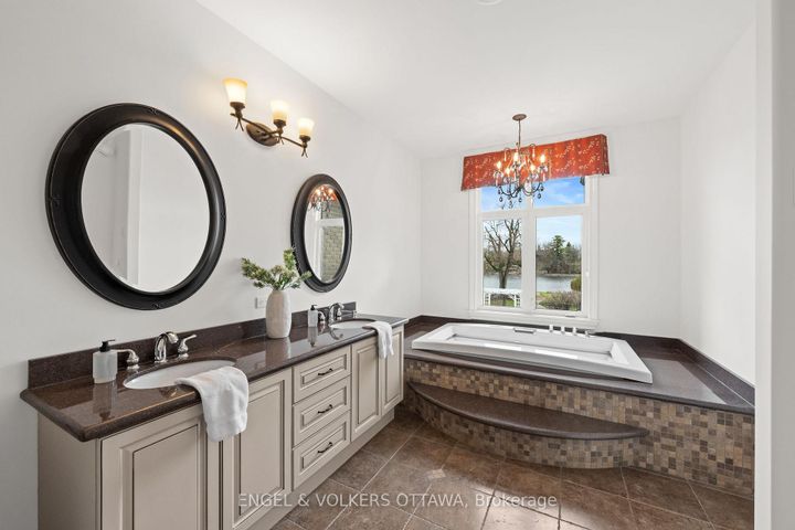 Photo 18 at 25 Winding Way, Nepean (Barrhaven East), Ottawa
