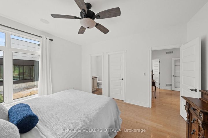 Photo 21 at 25 Winding Way, Nepean (Barrhaven East), Ottawa