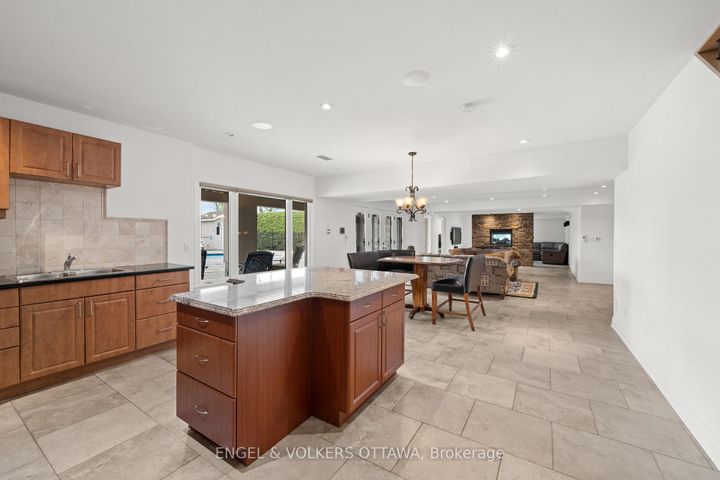 Photo 26 at 25 Winding Way, Nepean (Barrhaven East), Ottawa