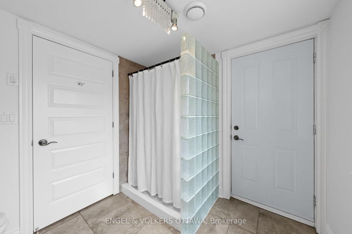 Photo 38 at 25 Winding Way, Nepean (Barrhaven East), Ottawa