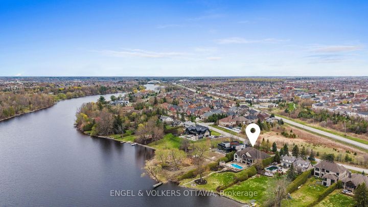 Photo 40 at 25 Winding Way, Nepean (Barrhaven East), Ottawa