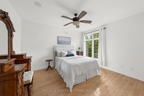 Photo 20 at 25 Winding Way, Nepean (Barrhaven East), Ottawa
