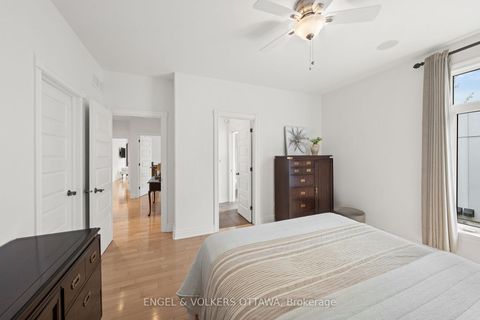 Photo 25 at 25 Winding Way, Nepean (Barrhaven East), Ottawa