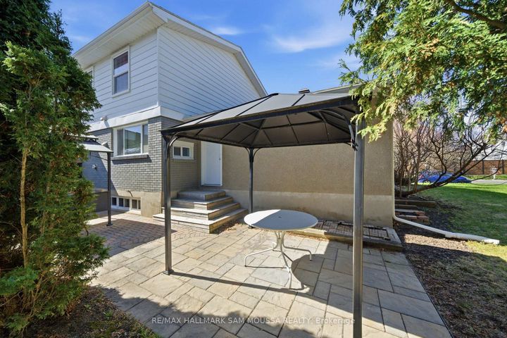 Photo 37 at 46 Seymour Avenue, Nepean (Borden Farm/Stewart Farm/Carleton Heights/Parkwood Hills), Ottawa