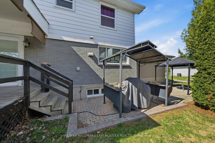 Photo 42 at 46 Seymour Avenue, Nepean (Borden Farm/Stewart Farm/Carleton Heights/Parkwood Hills), Ottawa