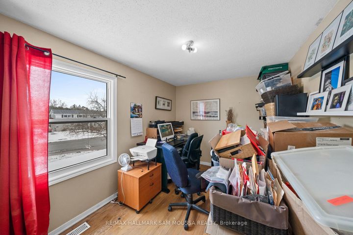 Photo 46 at 46 Seymour Avenue, Nepean (Borden Farm/Stewart Farm/Carleton Heights/Parkwood Hills), Ottawa