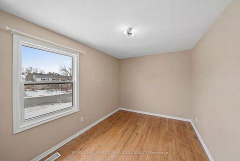 Photo 25 at 46 Seymour Avenue, Nepean (Borden Farm/Stewart Farm/Carleton Heights/Parkwood Hills), Ottawa