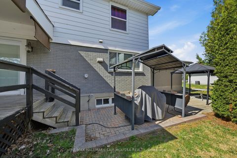 Photo 42 at 46 Seymour Avenue, Nepean (Borden Farm/Stewart Farm/Carleton Heights/Parkwood Hills), Ottawa