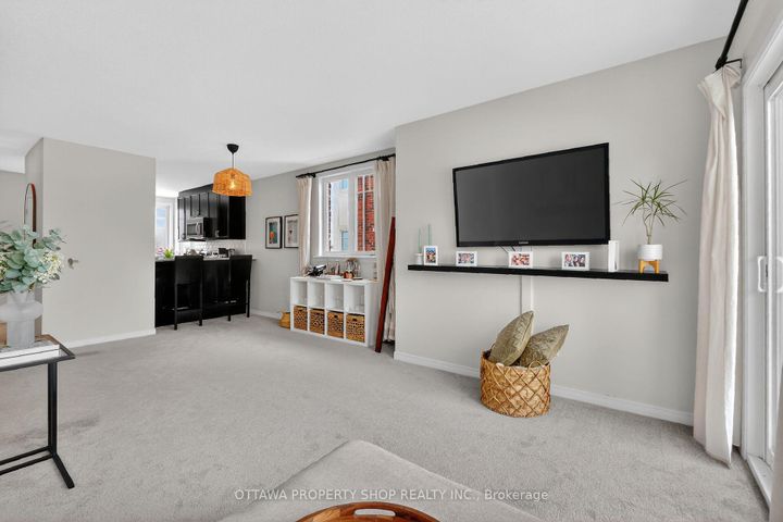 Photo 11 at 3385 Cambrian Road, Nepean (Stonebridge), Ottawa