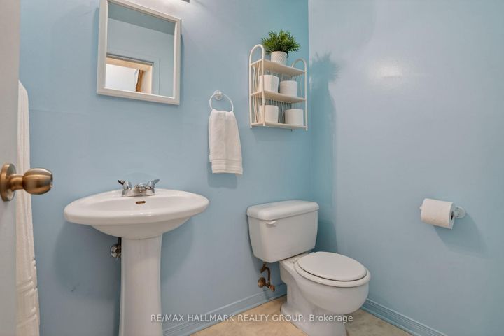 Photo 21 at 7C Banner Road, Nepean (Sheahan Estates/Trend Village), Ottawa