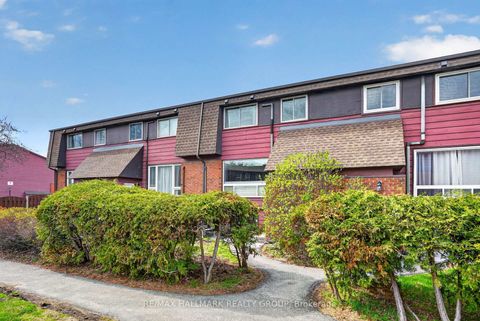 Photo 1 at 7C Banner Road, Nepean (Sheahan Estates/Trend Village), Ottawa