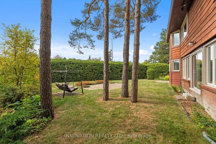 Photo 35 at 206 Cypress Court, Nepean (Bayshore), Ottawa