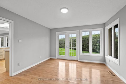 Photo 6 at 206 Cypress Court, Nepean (Bayshore), Ottawa