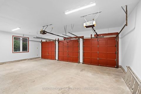 Photo 18 at 206 Cypress Court, Nepean (Bayshore), Ottawa
