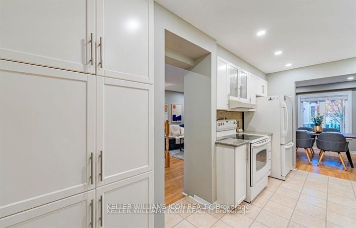 Photo 15 at 83 Wrenwood Crescent, Nepean (Centrepointe), Ottawa