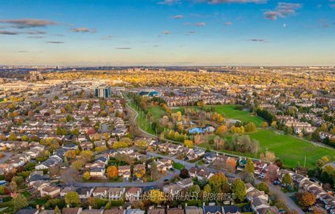 Photo 35 at 83 Wrenwood Crescent, Nepean (Centrepointe), Ottawa