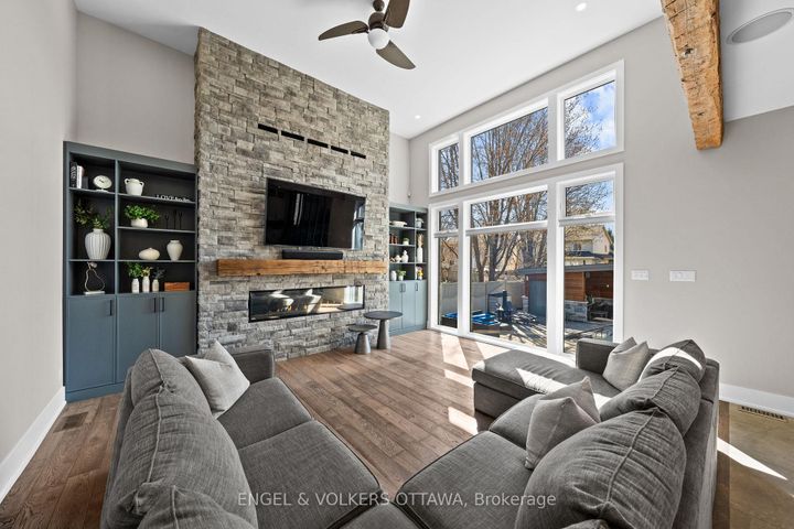 Photo 4 at 15 Tierney Drive, Nepean (Longfields), Ottawa
