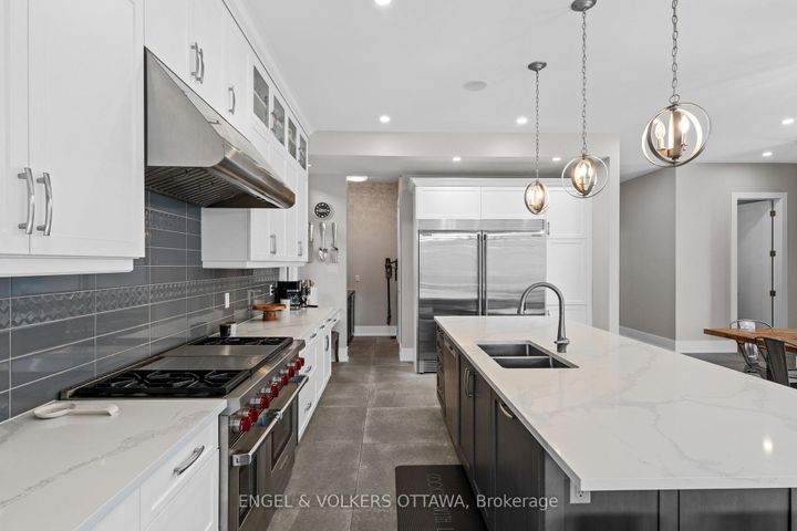 Photo 10 at 15 Tierney Drive, Nepean (Longfields), Ottawa