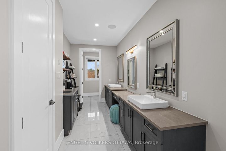 Photo 20 at 15 Tierney Drive, Nepean (Longfields), Ottawa