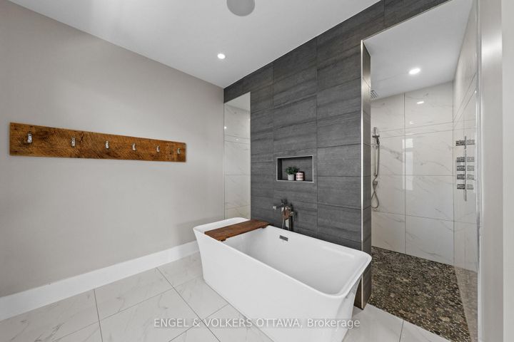 Photo 22 at 15 Tierney Drive, Nepean (Longfields), Ottawa