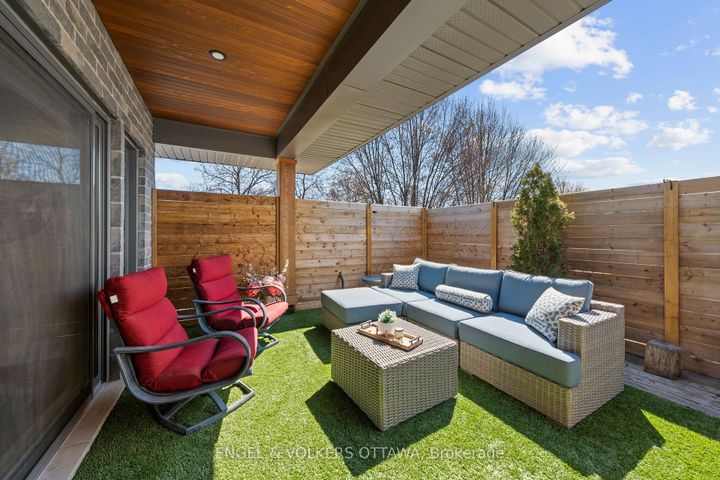 Photo 24 at 15 Tierney Drive, Nepean (Longfields), Ottawa