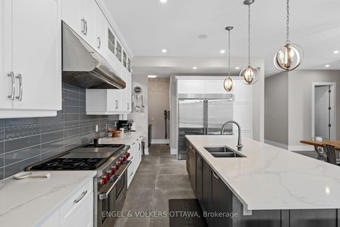 Photo 10 at 15 Tierney Drive, Nepean (Longfields), Ottawa