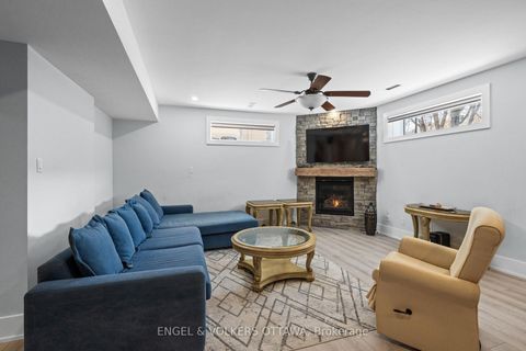 Photo 38 at 15 Tierney Drive, Nepean (Longfields), Ottawa