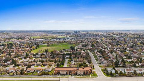 Photo 35 at 204 - 3684 Fallowfield Road, Nepean (Knollsbrook), Ottawa