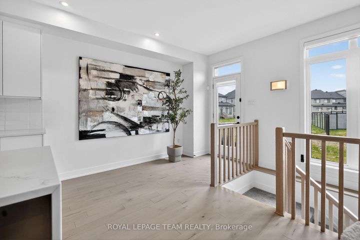Photo 14 at 528 Corretto Place, Nepean (Heritage Park), Ottawa