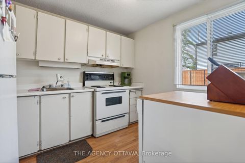 Photo 8 at D - 5 Vanessa Terrace, Nepean (Pheasant Run), Ottawa