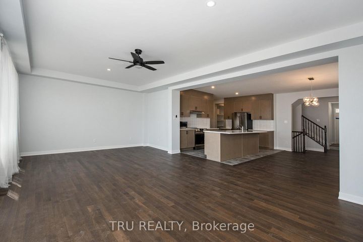 Photo 8 at 813 Crossgate Street, Nepean (Stonebridge), Ottawa