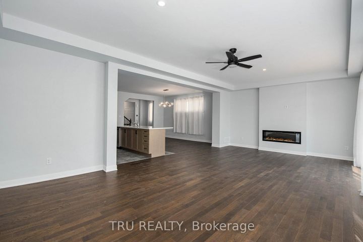 Photo 9 at 813 Crossgate Street, Nepean (Stonebridge), Ottawa
