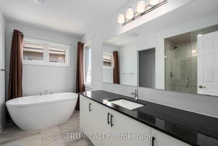 Photo 14 at 813 Crossgate Street, Nepean (Stonebridge), Ottawa
