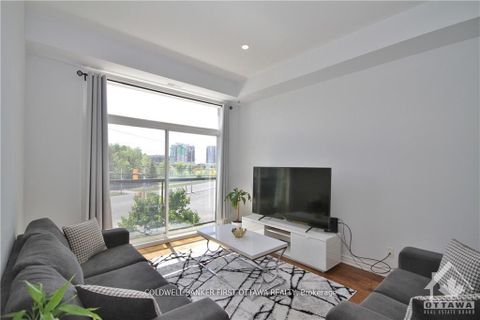 Photo 10 at 205 - 500 CLARIDGE Drive, Nepean (Longfields), Ottawa