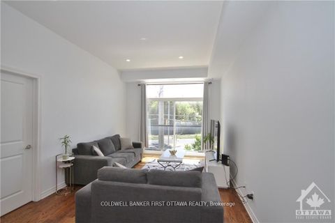 Photo 11 at 205 - 500 CLARIDGE Drive, Nepean (Longfields), Ottawa
