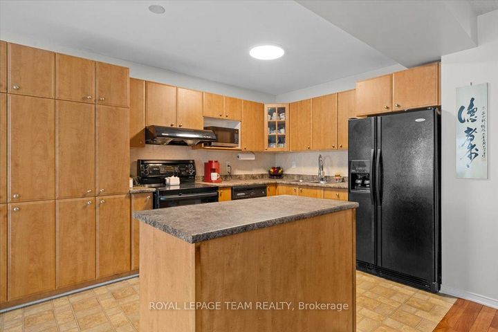 Photo 15 at 115 Fairlop Way S, Nepean (Longfields), Ottawa