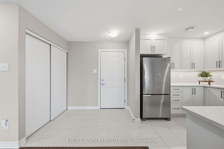 Photo 1 at 10 - 365 Tribeca Private, Nepean (Longfields), Ottawa