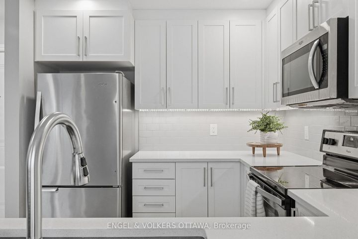 Photo 8 at 10 - 365 Tribeca Private, Nepean (Longfields), Ottawa