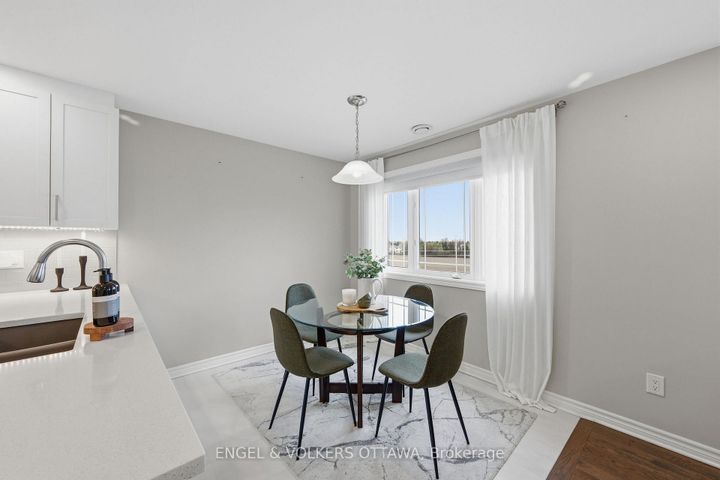Photo 11 at 10 - 365 Tribeca Private, Nepean (Longfields), Ottawa