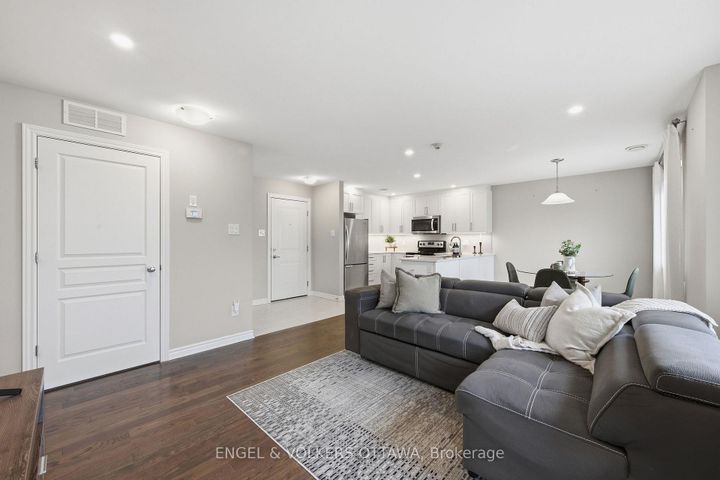Photo 19 at 10 - 365 Tribeca Private, Nepean (Longfields), Ottawa