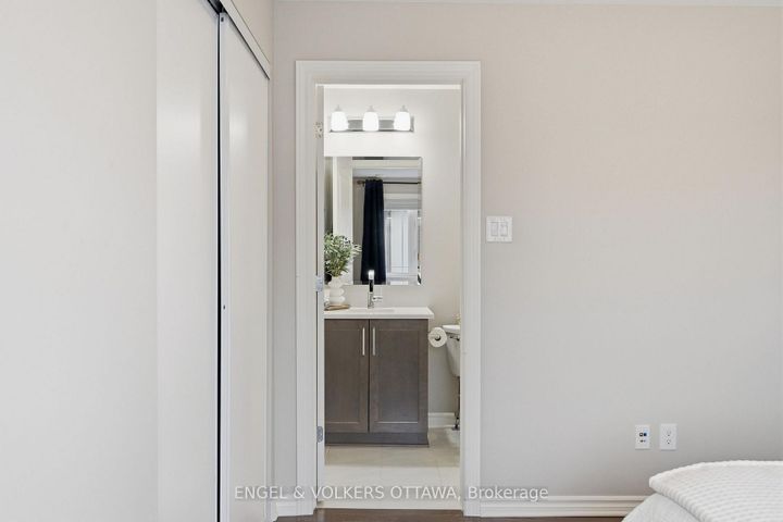 Photo 30 at 10 - 365 Tribeca Private, Nepean (Longfields), Ottawa