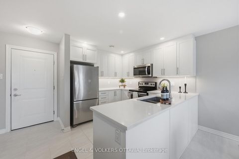 Photo 2 at 10 - 365 Tribeca Private, Nepean (Longfields), Ottawa