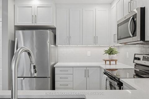 Photo 8 at 10 - 365 Tribeca Private, Nepean (Longfields), Ottawa