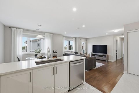 Photo 10 at 10 - 365 Tribeca Private, Nepean (Longfields), Ottawa
