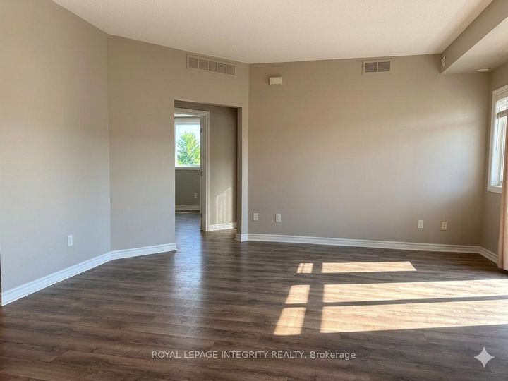 Photo 4 at A - 173 Crestway Drive, Nepean (Barrhaven East), Ottawa