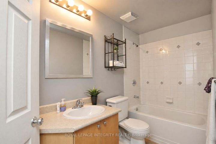 Photo 10 at A - 173 Crestway Drive, Nepean (Barrhaven East), Ottawa