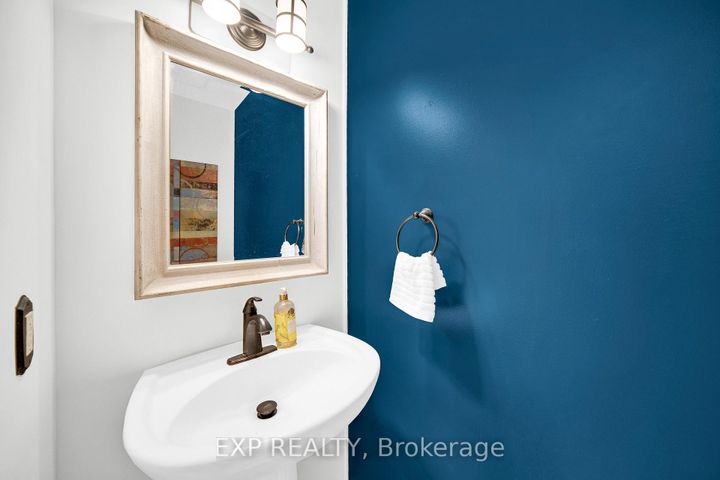 Photo 11 at 436 Claridge Drive, Nepean (Longfields), Ottawa